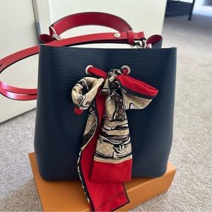 LV bucket bag medium size, special edition